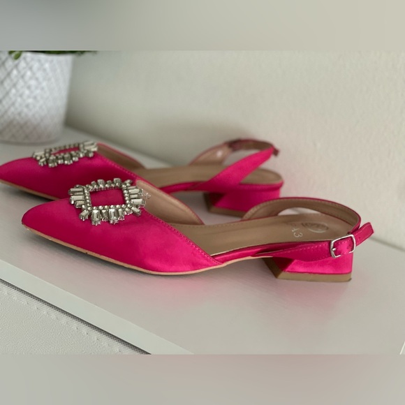 Vibrant Pink Fuchsia Satin Slingback Flats with Embellished Buckle size 8 - Picture 7 of 9